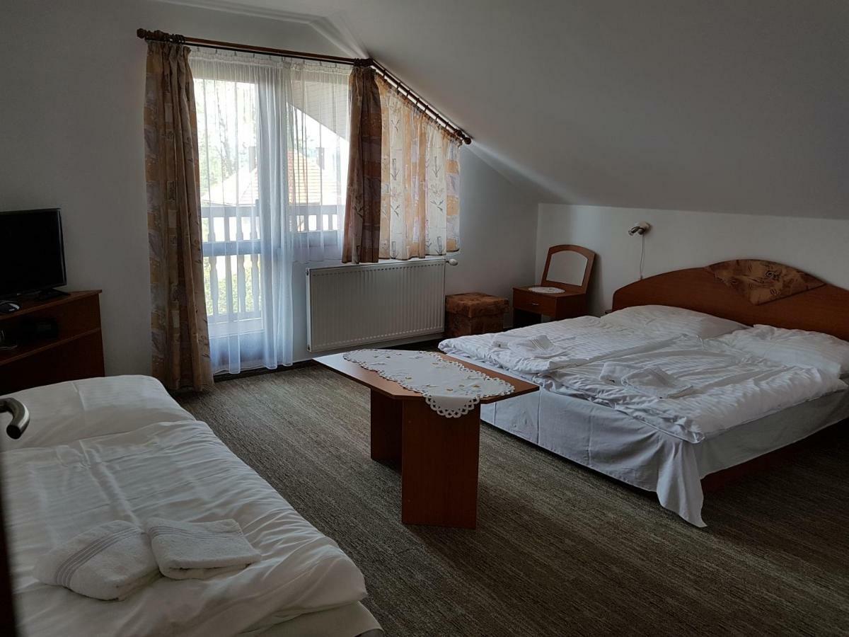 Guest House Boba Штрба Екстер'єр фото